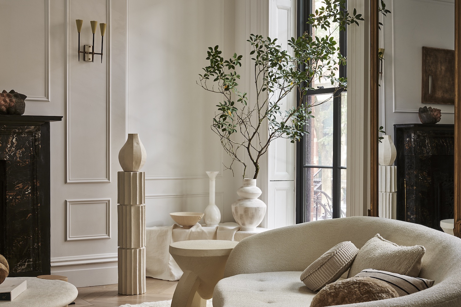 Photo: Adrian Gaut for Crate & Barrel. Styling: Colin King. Production: Studio Lou.