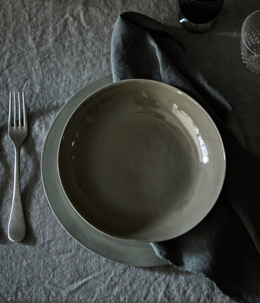 Vintage 20 Pcs Place Setting - Mepra
