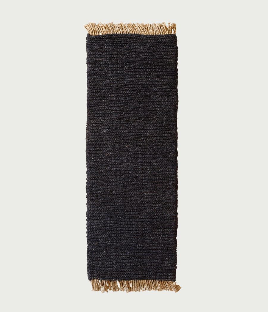 Charcoal Sahara Runner - Armadillo