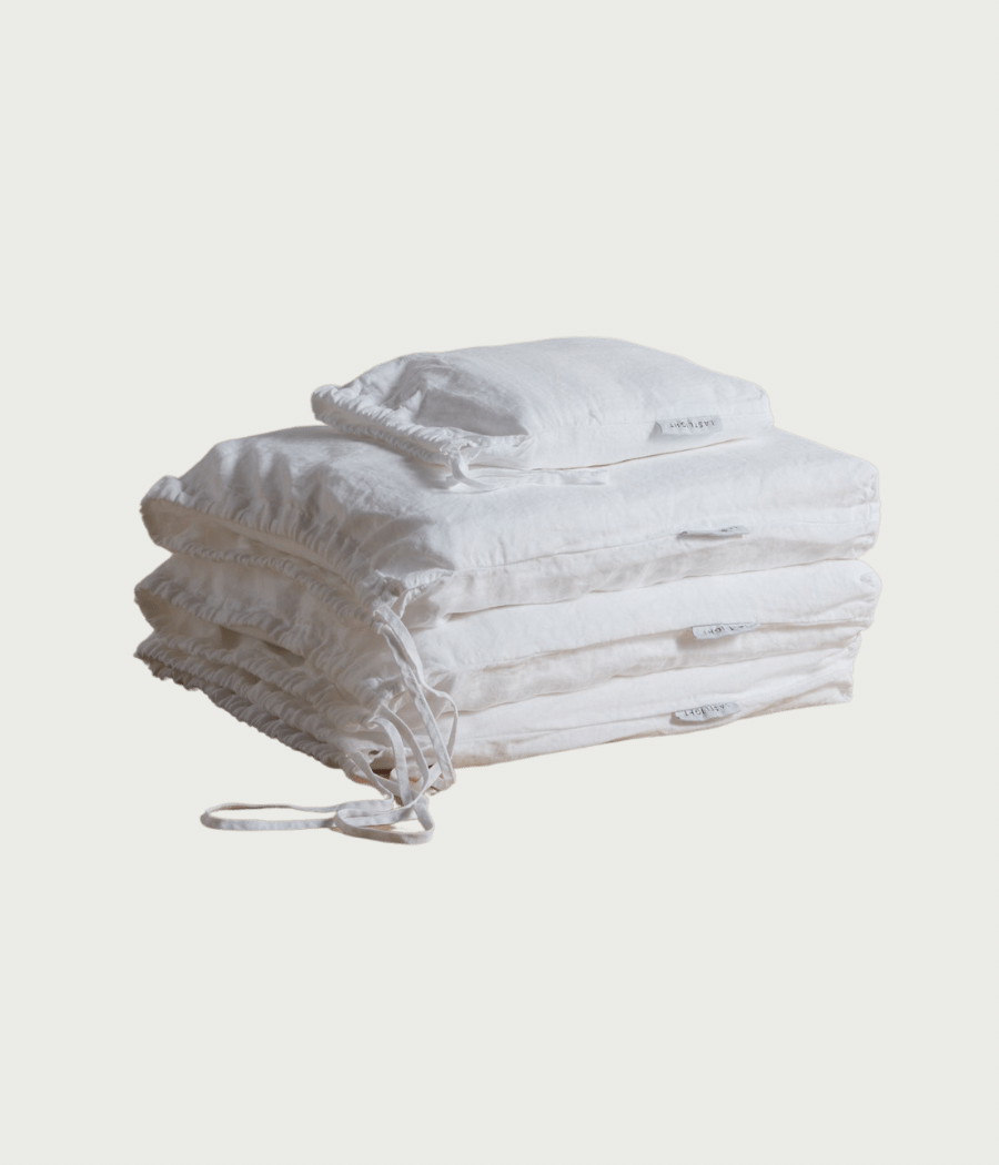 Bedding Set with Envelope Pillowcases - The Last Light
